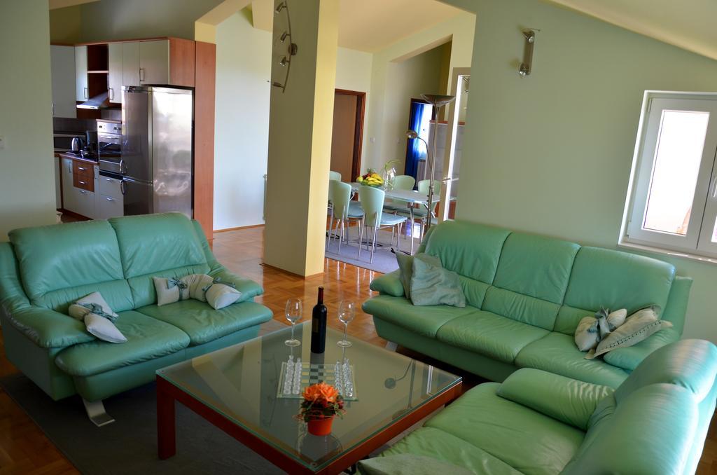 Appartamento House Maric Porec Esterno foto